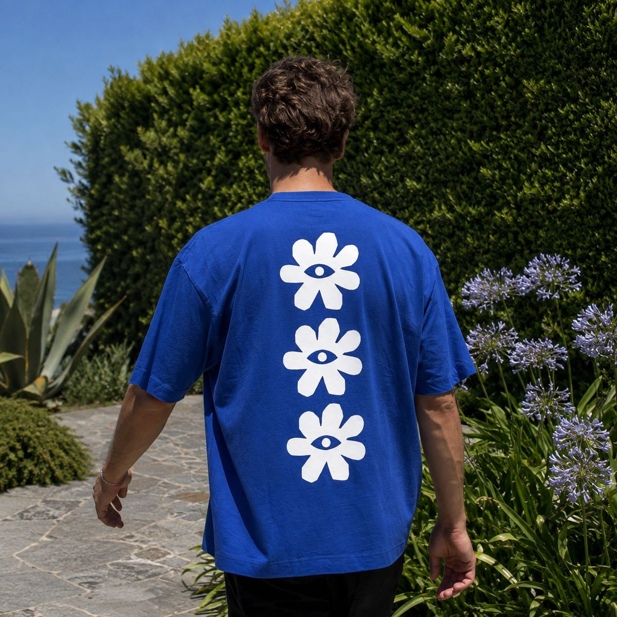Tree flowers tee